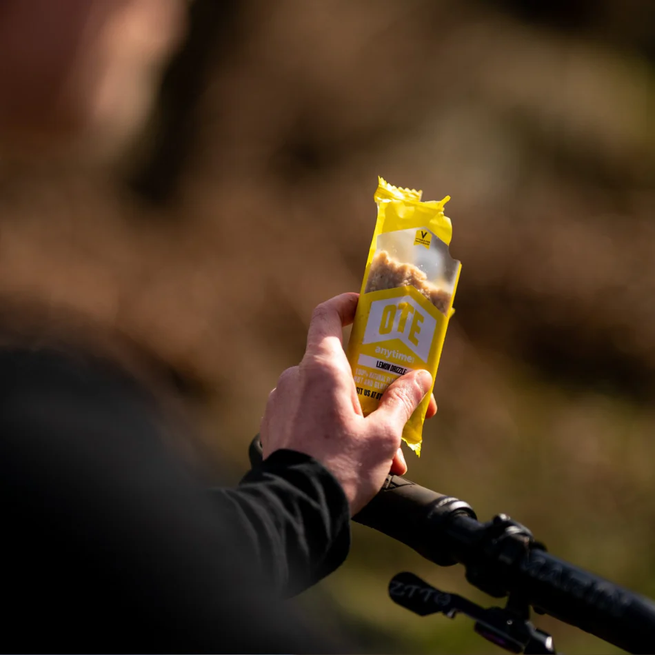 OTE Lemon Drizzle Anytime Bar - Image 3